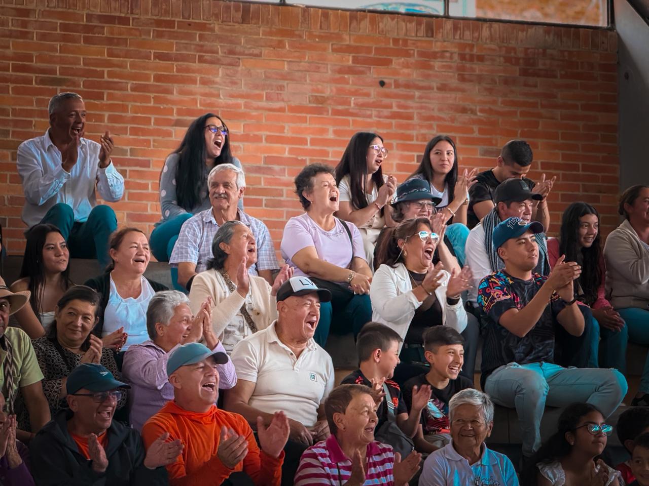 d21df7a1 64ec 44f8 8423 2aaee0bd8529