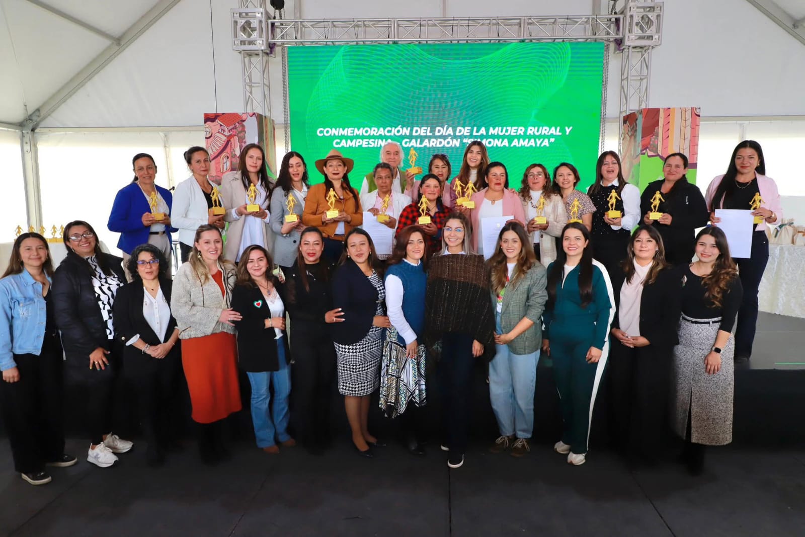 Segundo día de CosechArte: un homenaje a la mujer campesina